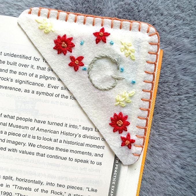 Personalized Hand Embroidered Corner Bookmark, Cute Flower Book Mark, Hand Stitch Gift for Women Book Lovers (G, White)