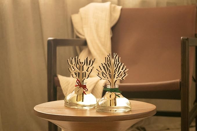 Aronica Christmas Diffuser 120ml / 4floz- Pine Wood Scent, Frasier Fir Winter Decorations for Home, Nordic Bookshelf Decor Green, Centerpieces for Table, Masculin Bathroom Shelf Diffuser Liquid