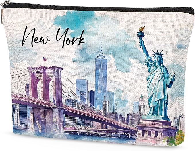 New York Makeup Bag, Watercolor NYC Travel Cosmetic Pouch, New York Souvenir Gift for Women, USA-Themed Toiletry Organizer for Trips & Daily Use