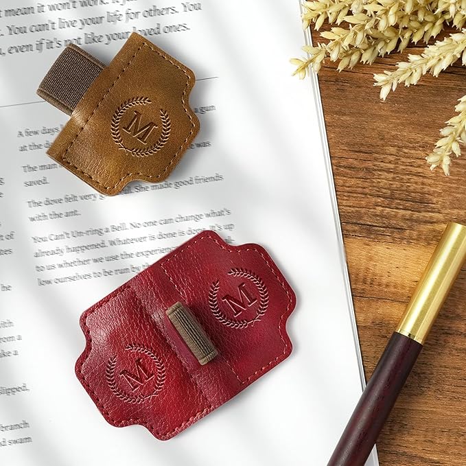 BygoneMark Magnetic Leather Bookmark with Pen Holder, Personalized Custom Initial Page Marker & Pen Clip, Professional Book Accessory for Students (Light Brown-M)