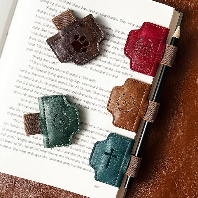 BygoneMark Magnetic Leather Bookmark with Pen Holder, Personalized Custom Initial Page Marker & Pen Clip, Professional Book Accessory for Students (Red-Q)