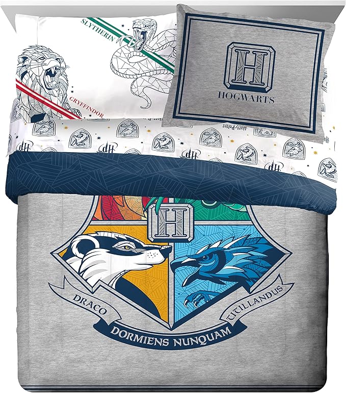 Jay Franco Harry Potter Stand Together 7 Piece Queen Size Bed Set - Includes Comforter & Sheet Set - Super Soft Kids Bedding Fade Resistant Microfiber (Official Harry Potter Product)