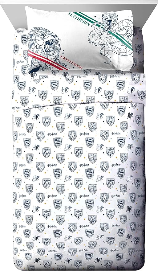 Jay Franco Harry Potter Stand Together 5 Piece Twin Size Bed Set - Includes Comforter & Sheet Set - Super Soft Kids Bedding Fade Resistant Microfiber (Official Harry Potter Product)
