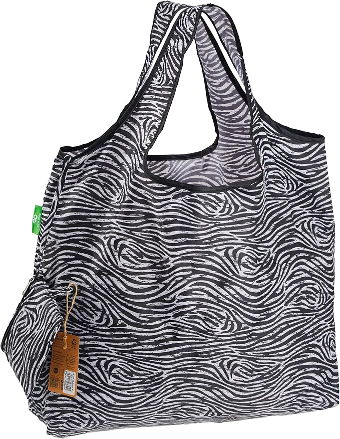 ECO CHIC Foldable Reusable Large Grocery Bags - Foldable Grocery Bags - Lightweight, Recycled & Reusable Shopping Bag - Waterproof, Packable Tote Fitting in Fine Grocery Bag Carrier
