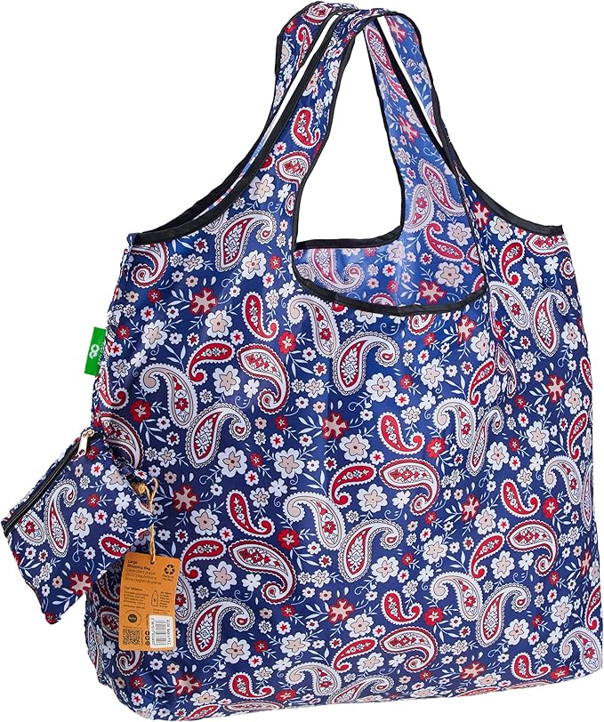 ECO CHIC Foldable Reusable Large Grocery Bags - Foldable Grocery Bags - Lightweight, Recycled & Reusable Shopping Bag - Waterproof, Packable Tote Fitting in Fine Grocery Bag Carrier